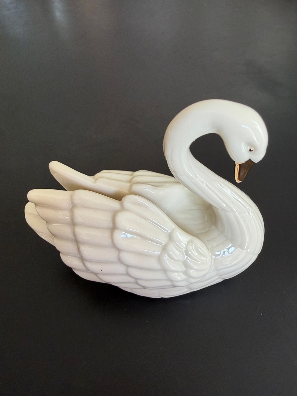 Vintage Lenox Swan Figurine Place Card Holder Cake Topper Ivory 24k Gold Accents